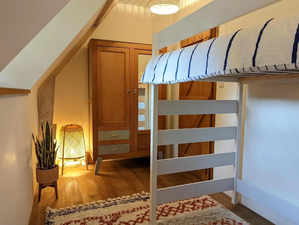 Feriehus Maison Typique Bretonne Avec Toit De Chaume Camors Frankrig